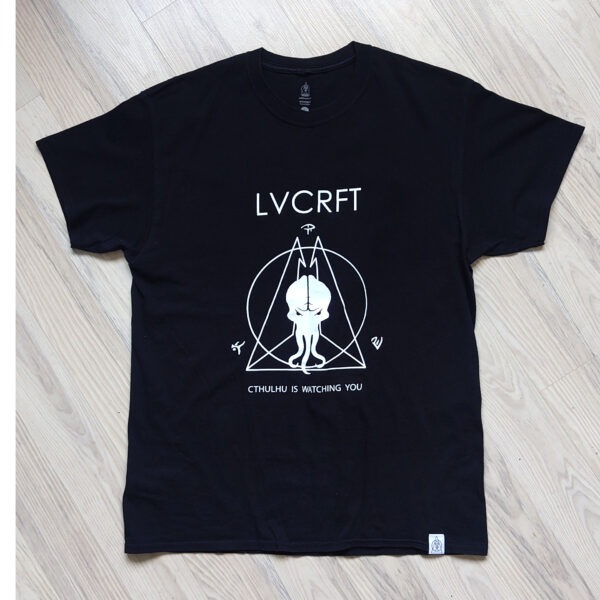 Футболка LVCRFT Ctulhu is watching you